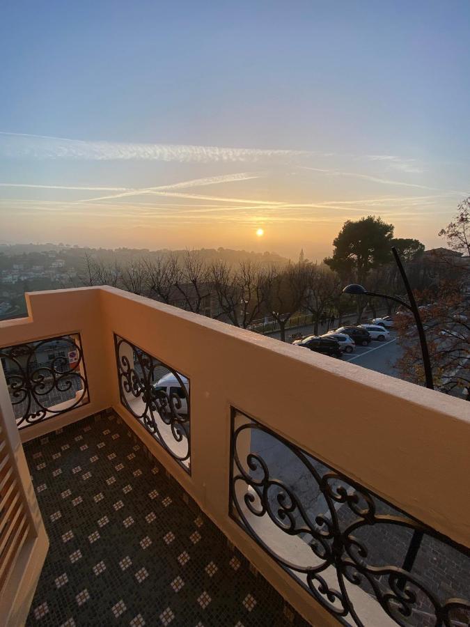 B&B Terrazza Sul Borgo Mogliano Εξωτερικό φωτογραφία