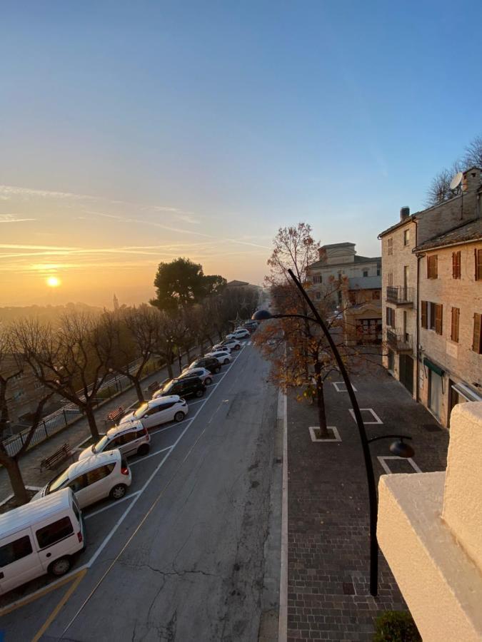 B&B Terrazza Sul Borgo Mogliano Εξωτερικό φωτογραφία