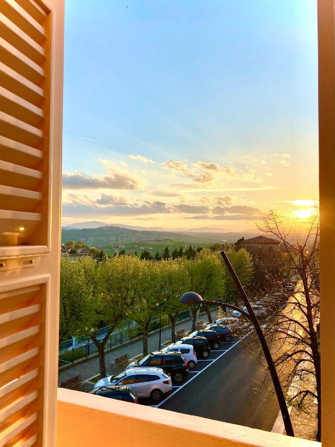 B&B Terrazza Sul Borgo Mogliano Εξωτερικό φωτογραφία